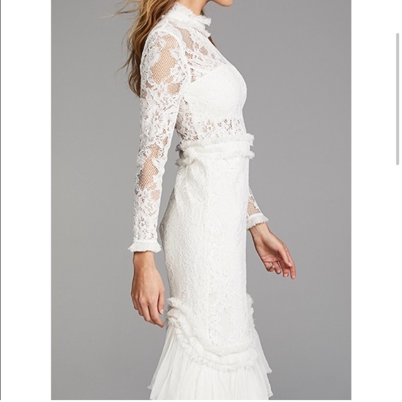 Nwt Alexis gorgeous white lace Anabella dress - Picture 3 of 10